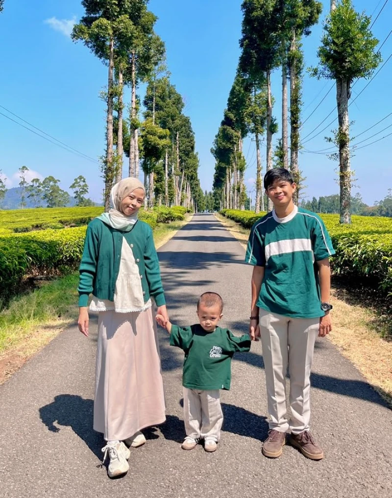 BERTUMBUH DAN MELANGKAH